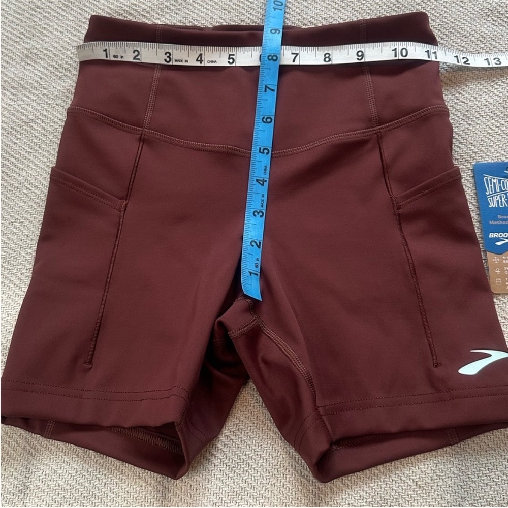 BROOKS Running Method Shorts Size XS NWT Run Raisin 5” Inseam Pockets - Picture 2 of 7